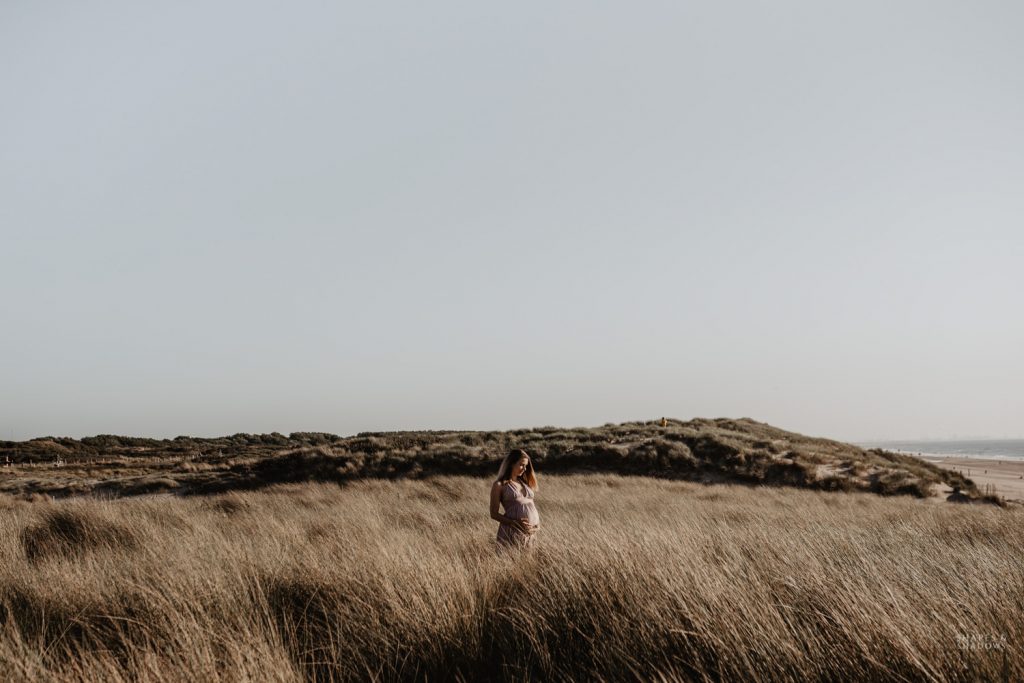 Zwanger zwangerschapsshoot boudoir fotograafnederland